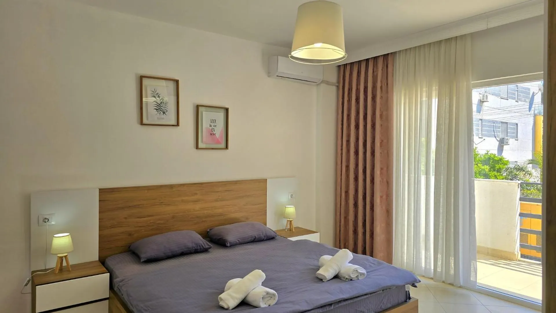 Two-Bedroom Holiday Apartment In Qerret ゴーレム 0*,  アルバニア